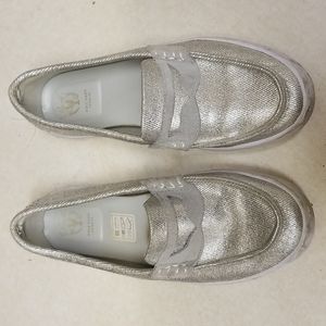 Cole Haan Silver Pinch Weekender Loafers Size 4.5